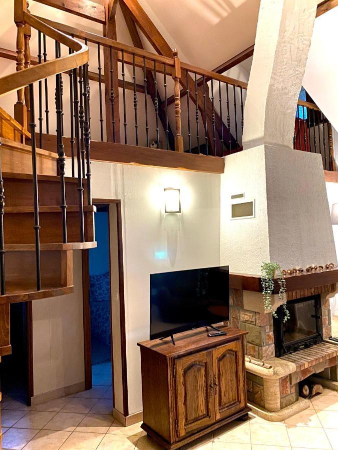 Maison Traditionnelle Normande Avec Piscine Hotot-en-Auge Экстерьер фото