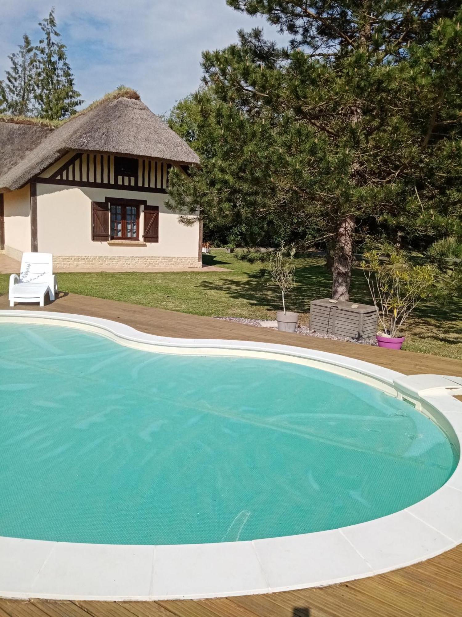 Maison Traditionnelle Normande Avec Piscine Hotot-en-Auge Экстерьер фото